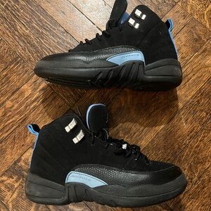 Nike Big Kids Air Jordan 12 Nubuck sneakers